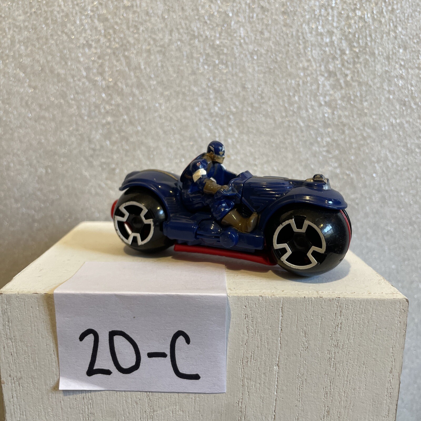 Bild 1 von 9