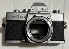 Minolta SRT-200 35mm SLR Film Camera / Parts Only / READ