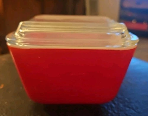 Vintage Red PYREX Refrigerator Dish 0501 With Lid 501-C