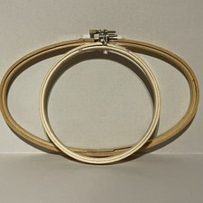 Lot of 2 Embroidery Needlepoint 5" Round Hoop 5 X 9"Oval Screw Closure Wood