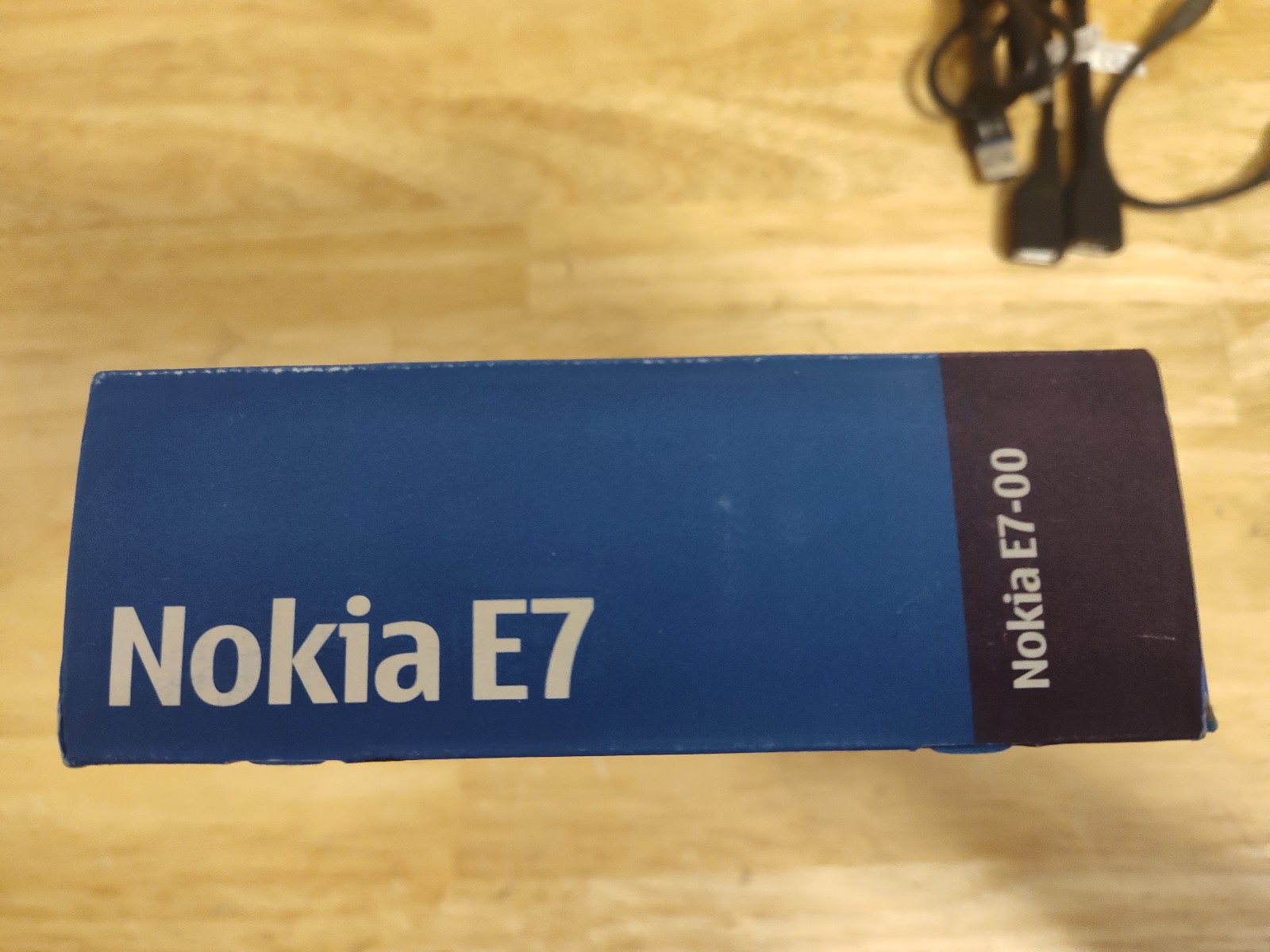 Nokia E7-00 Silver 16GB Unlocked Smartphone RM-626 Rare Symbian Belle