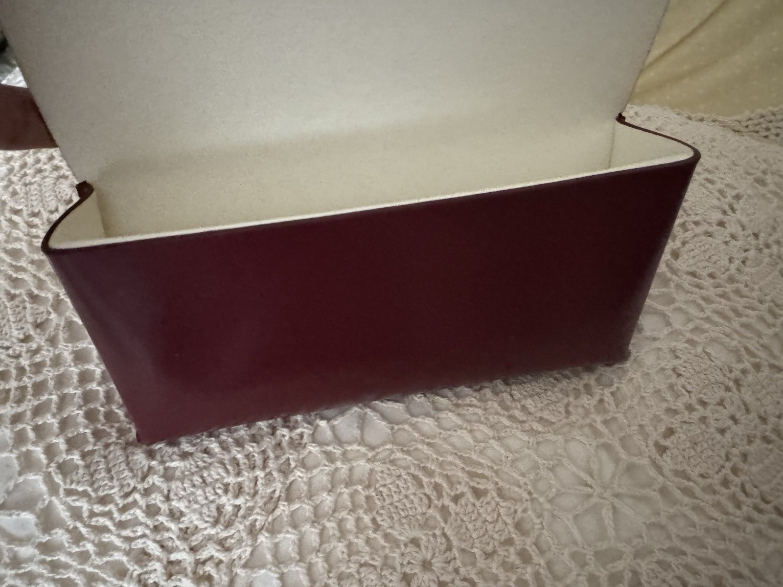 GUCCI SUNGLASSES CASE ONLY BURGUNDY NEW thumbnail 3