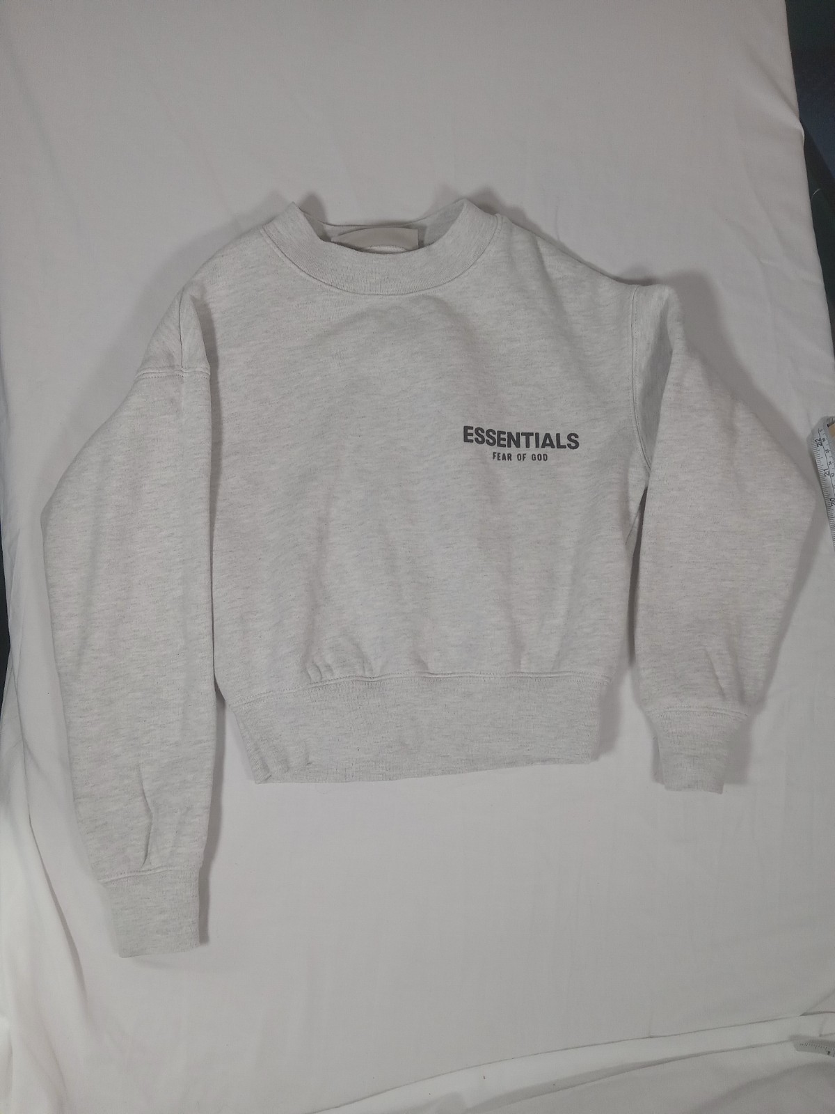 Essentials Fear of God Sweatshirt Kid Small 4/5 Pullover Comfy Casual Read thumbnail 2