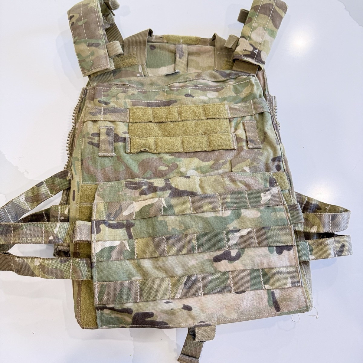 【未使用に近い】 Crye Precision AVS マルチカム / サイズM s-l1200.jpg