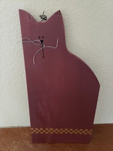 Folk Art Wooden Kitty Cat Hand Painted 11x7