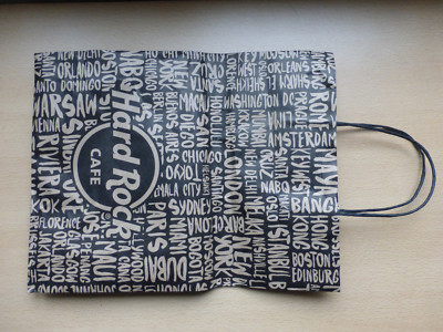 Papiertüte ''Hard Rock Cafe'' 33 cm x 25,5 cm x 12,5 cm