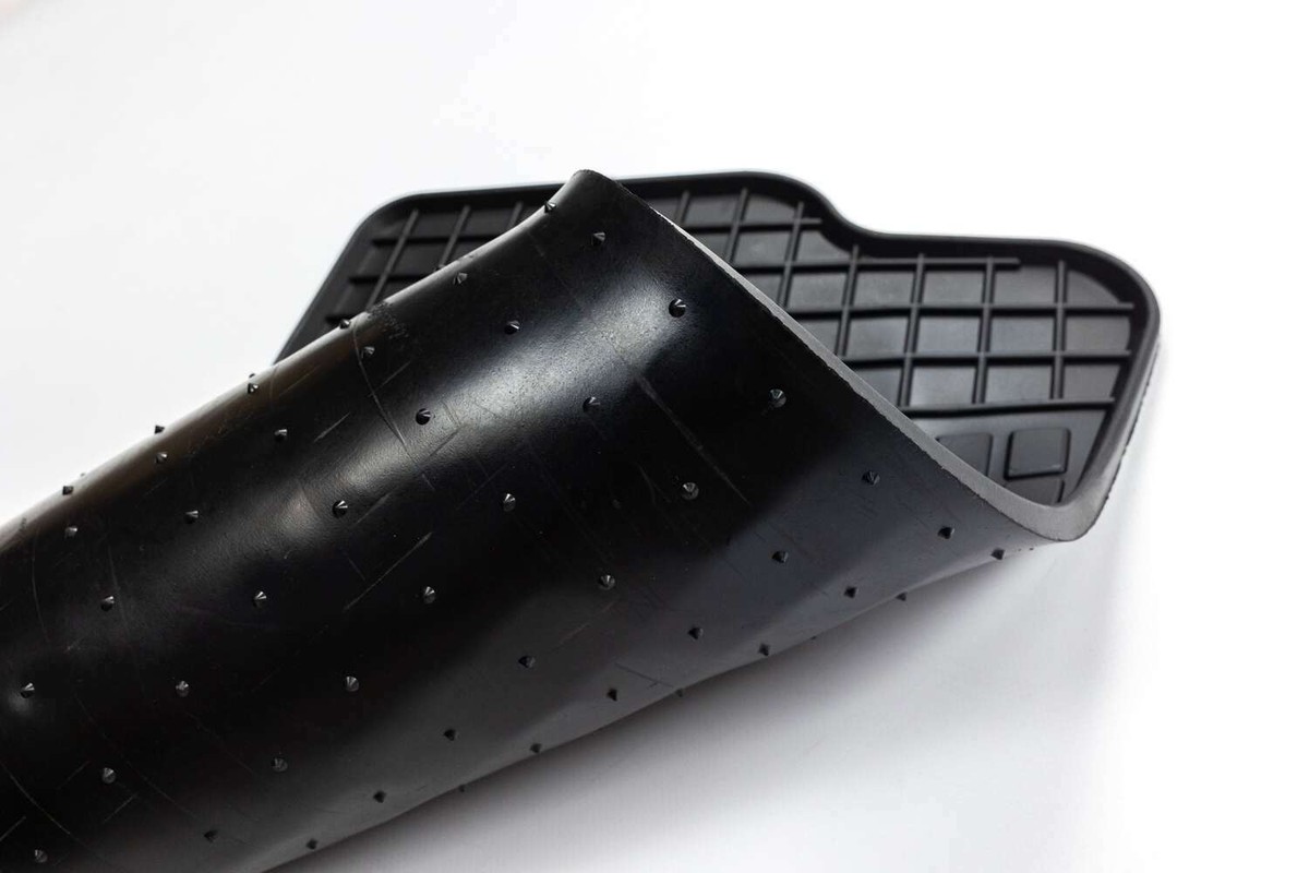 Tappetini Neri in Velluto moto-MOLTICO per Mercedes-Benz ML W163