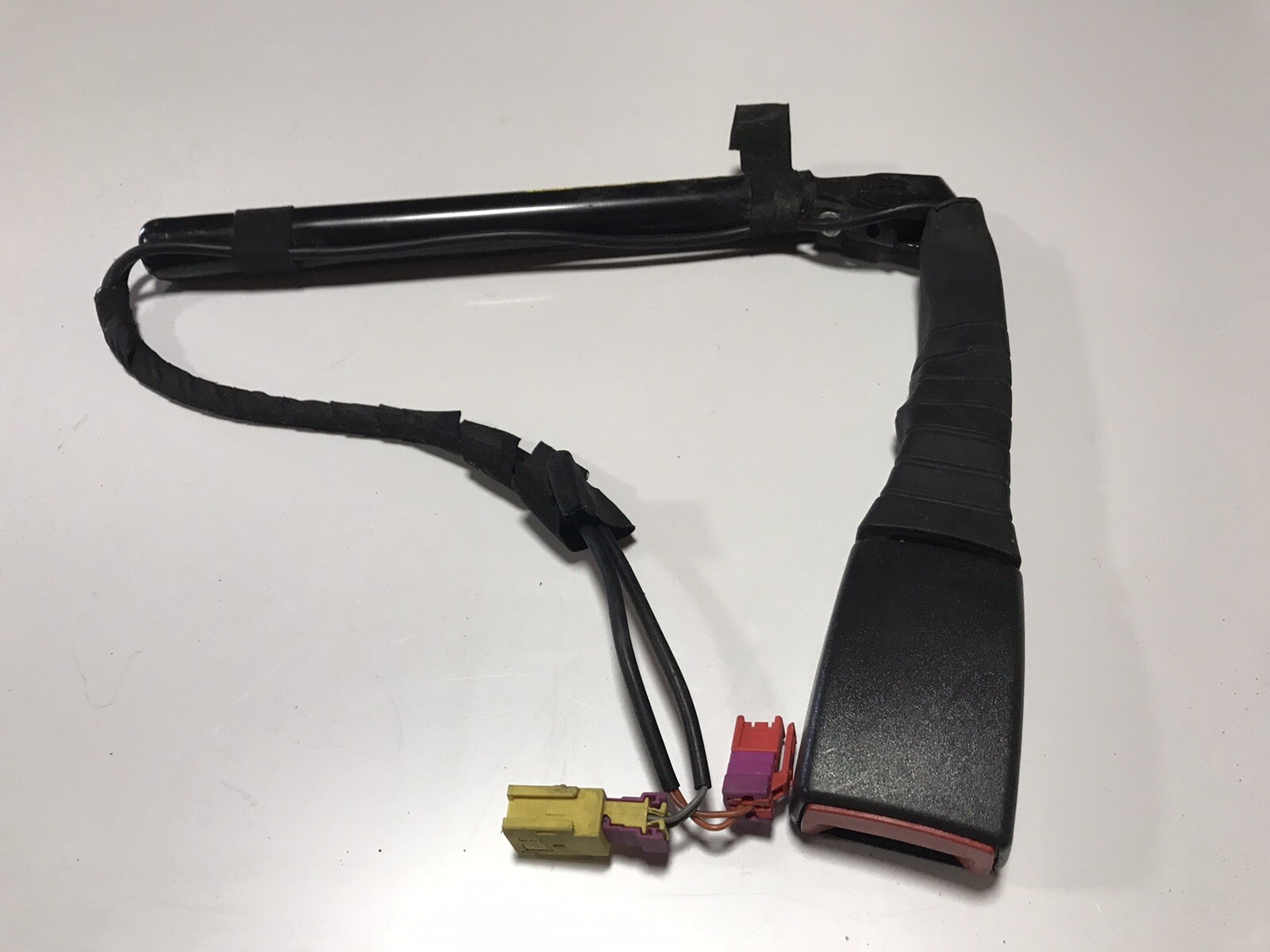 LAMBORGHINI MURCIELAGO ROADSTER PASSENGER RIGHT SEAT BELT BUCKLE OEM 417857447