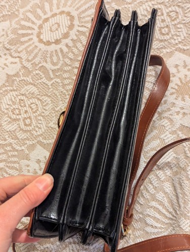 Chiltern satchel cross body bag Black & Tan Bag Retro wth long strap vintage vgc - Picture 16 of 20