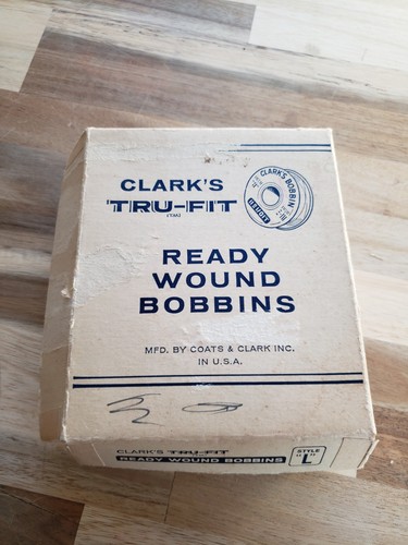 VTG Clarks Tru Fit Ready Wound Bobbins white Style L USA Sew