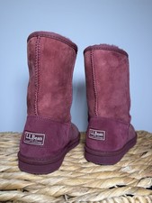 L.L. Bean Women s Shearling Boots Size 9 Burgundy Suede Winter Boots Like New