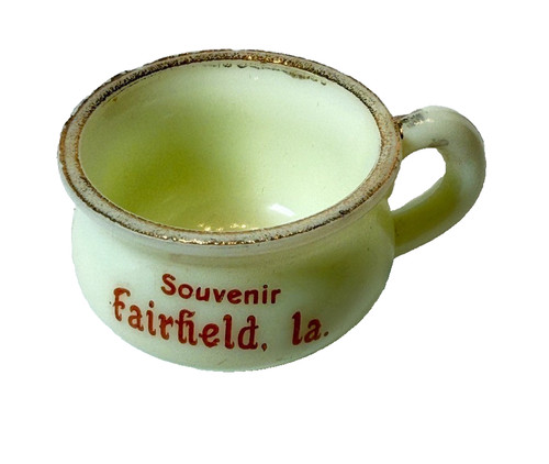 FAIRFIELD IOWA IA Uranium Antique Custard Glass Souvenir Trinket