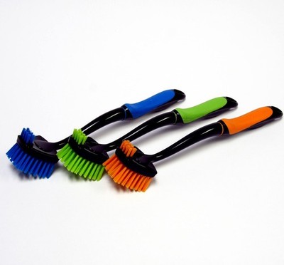 Chef Craft Deluxe Plastic Dish Brush, 12 inch 1 piece, Color May Vary