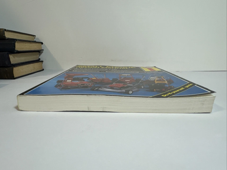 Haynes Repair Manual Small Engine Repair Manual up to 5 HP Engines 1666 - Image 2 of 4