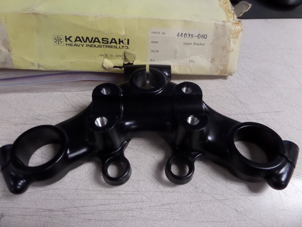 NOS Kawasaki Steering Stem Head 1974-1975 F9 44039-060 | eBay