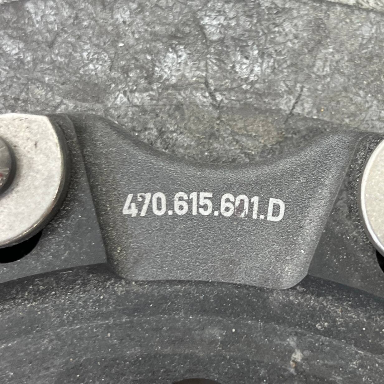 2012 2013 2014 2015 2016 2017-2022 LAMBORGHINI AVENTADOR REAR LEFT BRAKE DISC