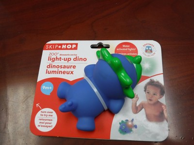 skip hop zoo light up bath toy