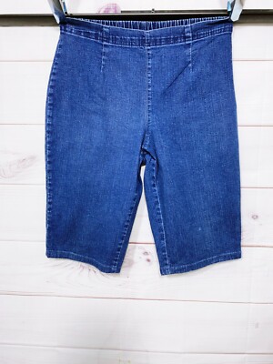 Croft & Barrow Womens Denim Modest Shorts Size L Stretch Blue High Rise Pull On