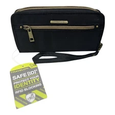 Travelon RFID Blocking Anti-theft Wristlet Clutch Wallet Black Travel NWT