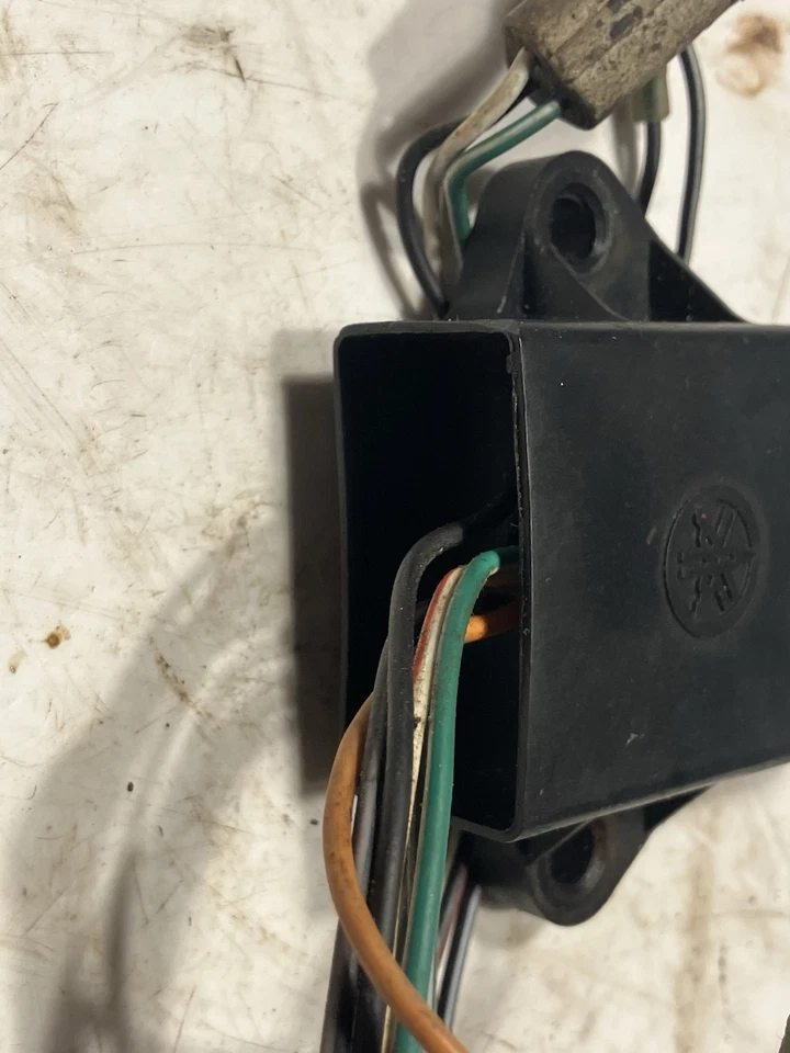 1988 Yamaha Moto 4 80cc OEM Factory CDI BOX - Imagem 4 de 4