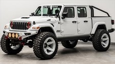2025 Jeep Gladiator SOFLO EDITION TENNIS SHOE