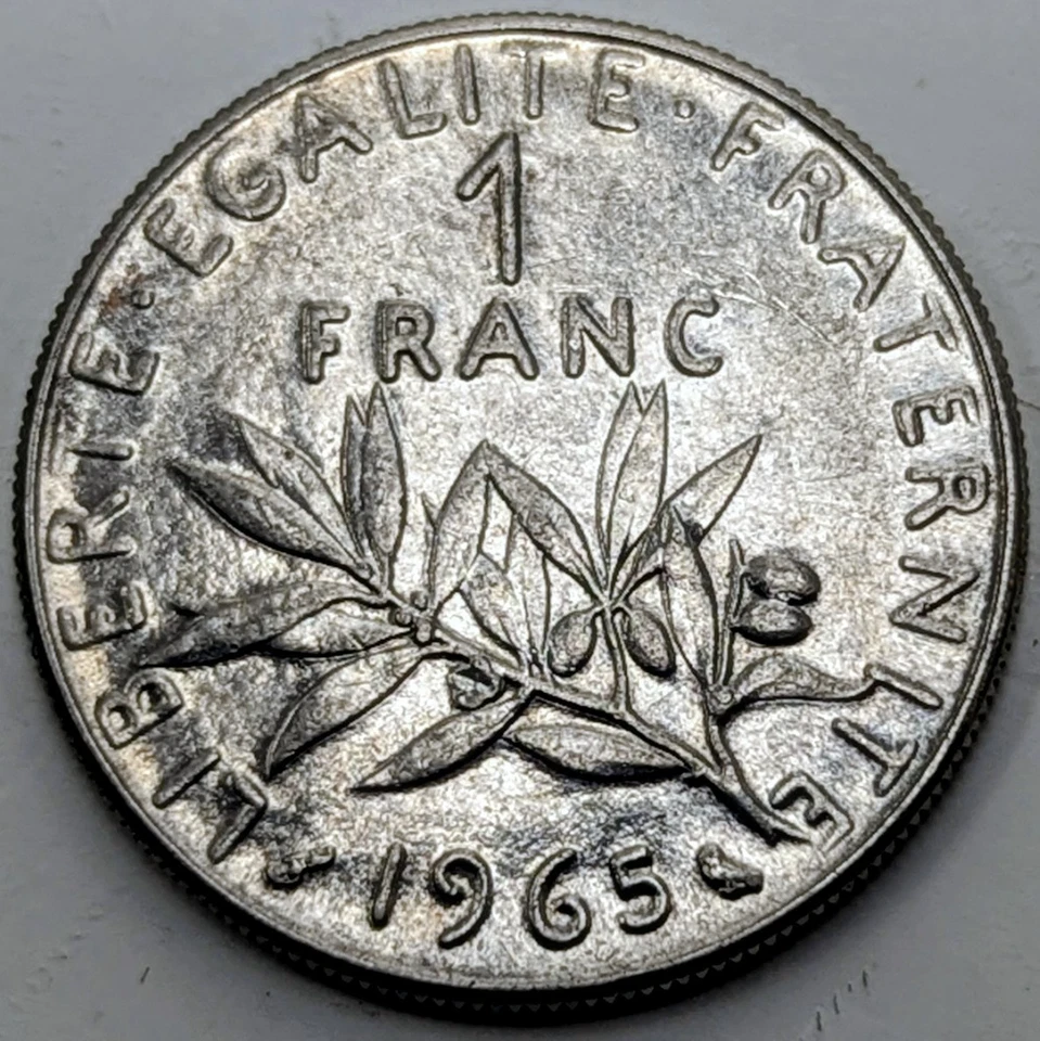 França 1 Franco 1965 Signature O. Roty; Estado MS, Linda Joia 💎 KM# 925 - Imagem 2 de 2