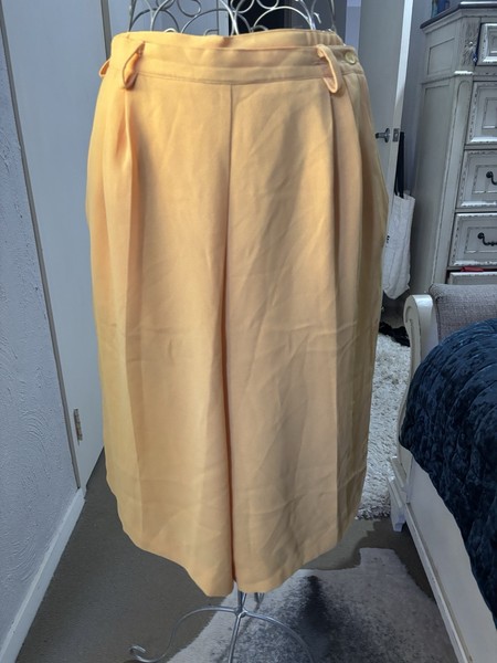 LIZ DAVENPORT Sunflower Yellow Vintage Long Shorts 14 Suit 12