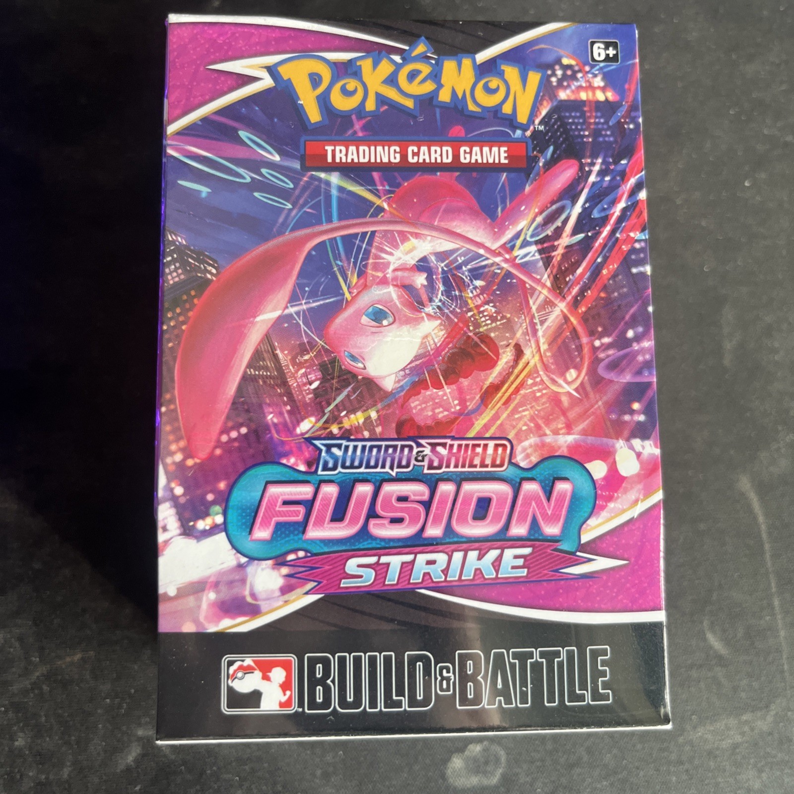 Pokémon TCG Fusion Strike Build And Battle Box Sealed Mint  SWSH