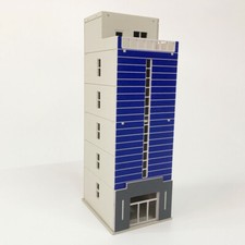 1:150 Scale Outland Models Scenery Modern City Office Building Assembly Model