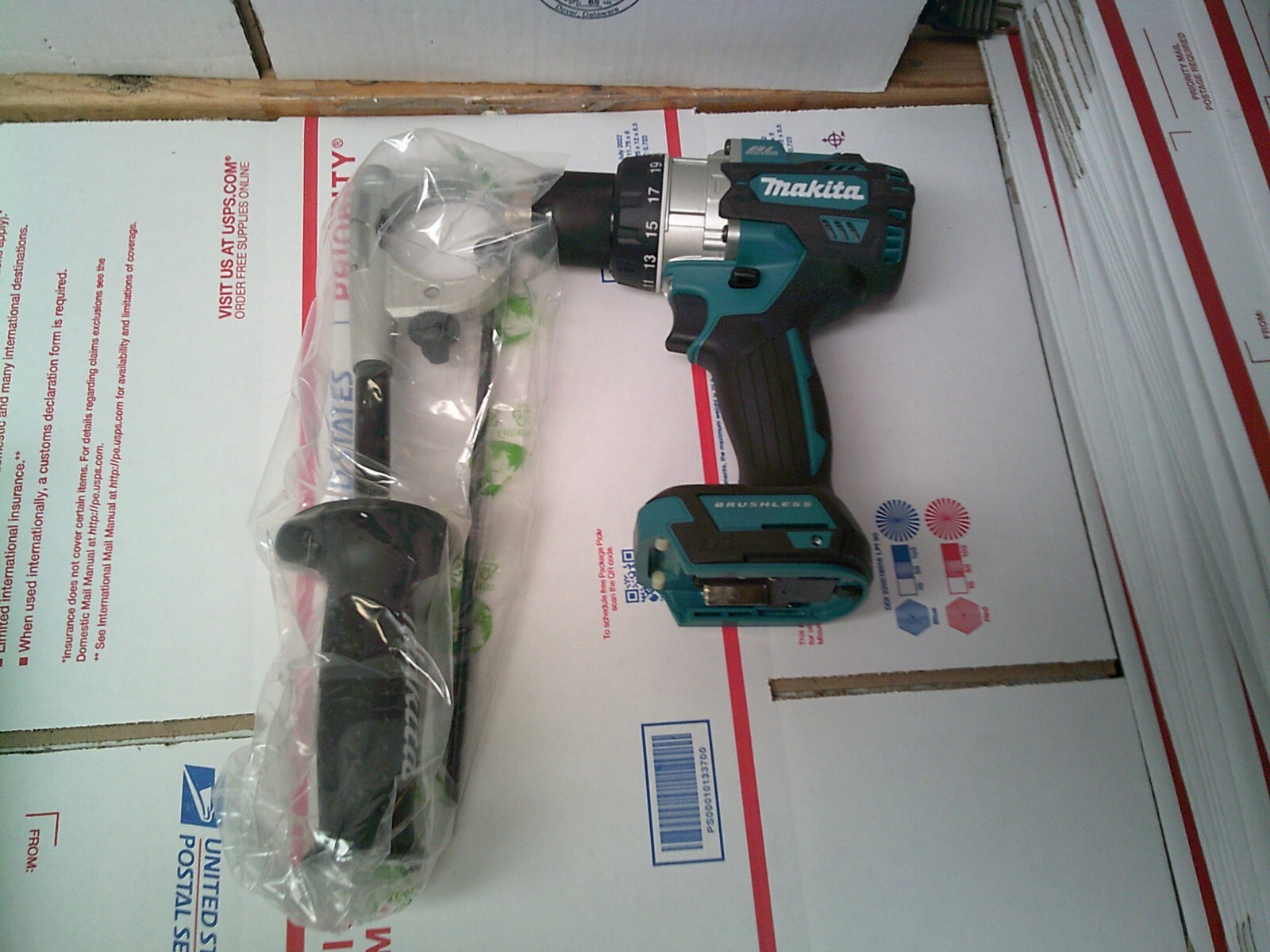 Image of Makita tools at eBay