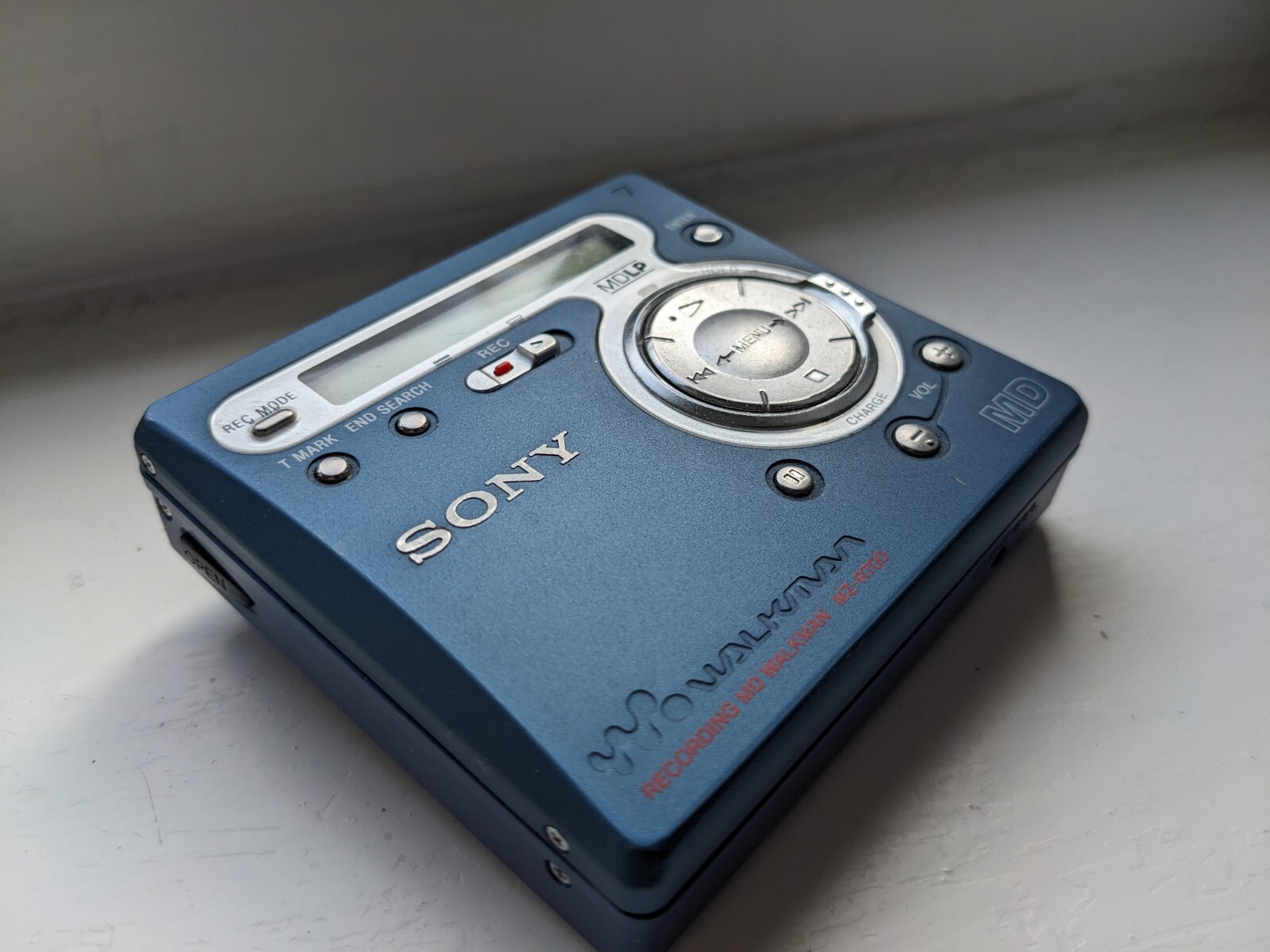 Sony HiMD MiniDisc Walkman Silver (MZNH700/SM) eBay