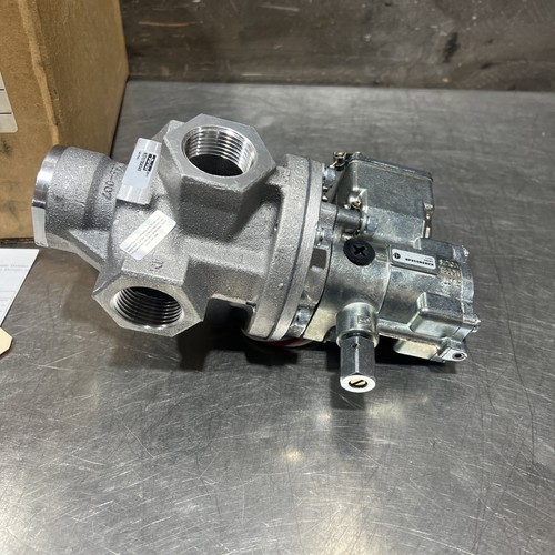 Parker N3757904549 Solenoid Operated Poppet Valve: 3/2, 24VDC Nos Surplus - Picture 7 of 9