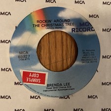 BRENDA LEE - ROCKIN' AROUND THE CHRISTMAS TREE, MCA 85027, PROMO, 45 RE., NM 