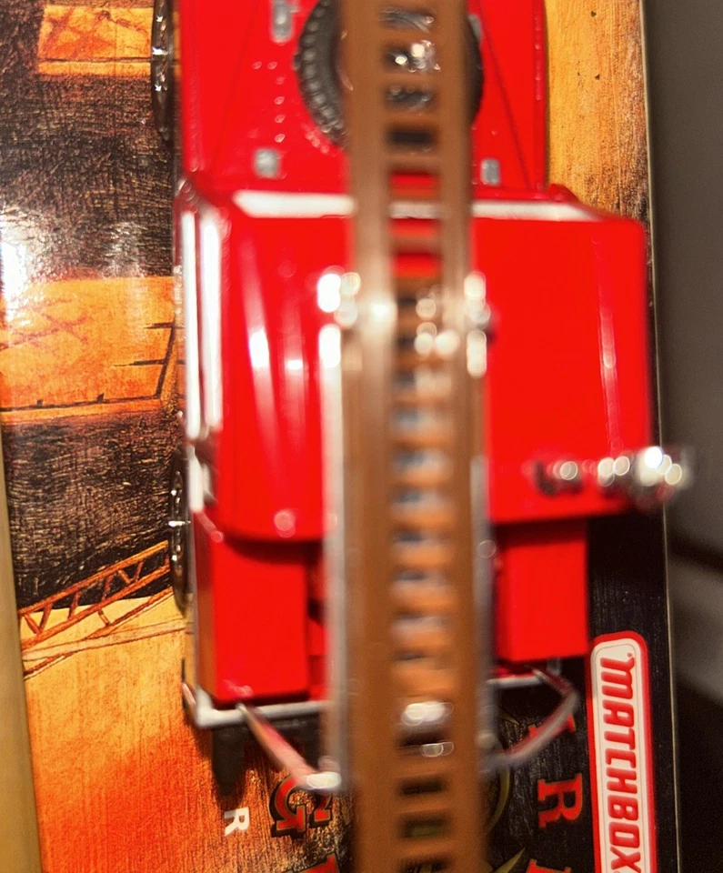 MATCHBOX-MODELS OF YESTERYEAR-YFE02-1948 LAND ROVER AUXILIARY-FIRE ENGINE SERIES - Image 3 of 4