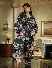 M&S Womens Viscose Wrap Long sleeved Floral Dressing gown in Black Mix