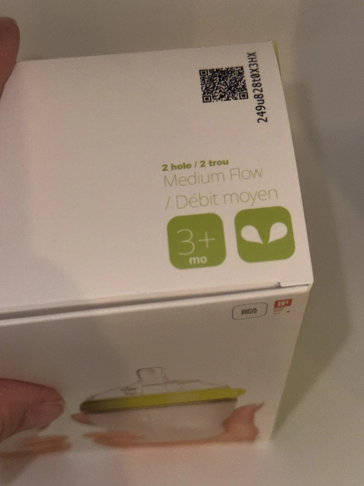 NUEVO EN CAJA Juego de Biberón Comotomo, Verde - 8oz (Paquete de 2) Foto 2 de 2