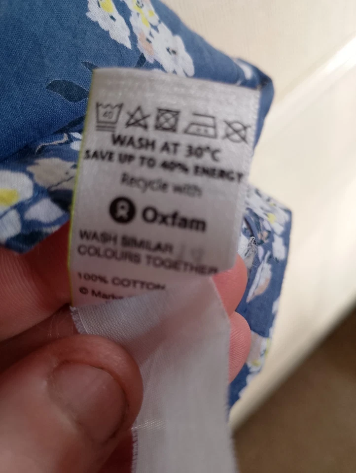 marks and Spencer size 14 indigo blue with flowers top. - Image 4 of 4