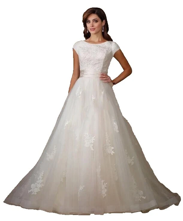 Lace Boat Neck A-Line Cap Sleeve Wedding Dresses