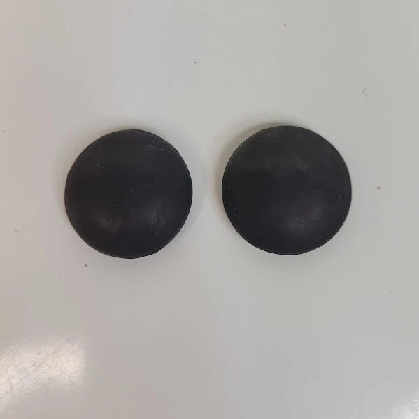 Subaru Forester 2004 brazo limpiaparabrisas tuerca tapa de plástico juego de 2 OEM Foto 2 de 3