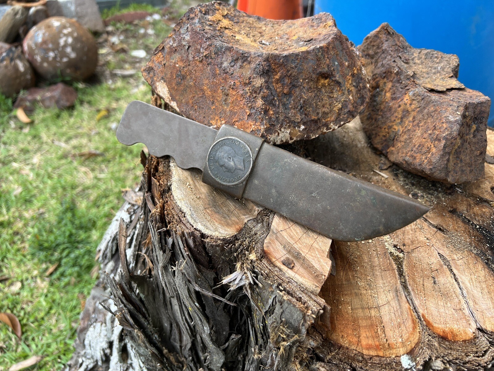 US Army WW2 TRENCH ART KNIFE SCABBARD VI British Half Coin