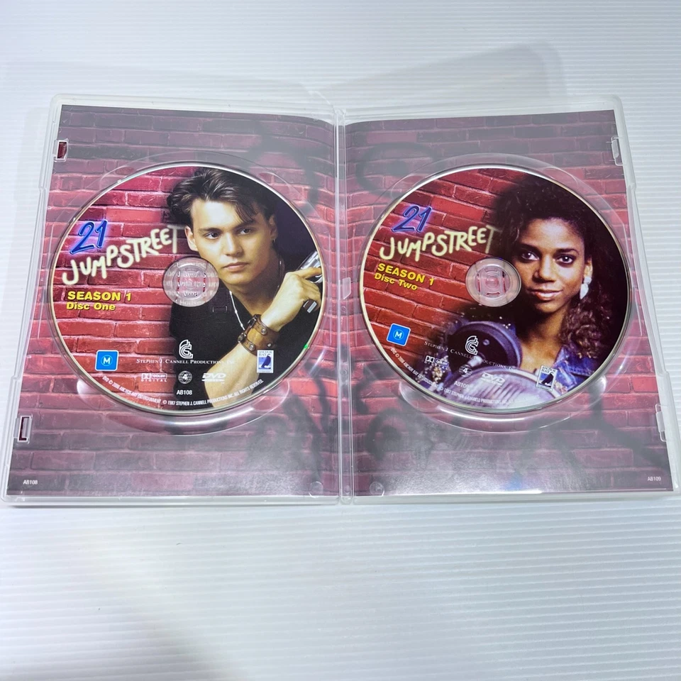 21 Jump Street Season 1 DVD Box Set Johnny Depp Police Cops Crime Investigation  - Image 4 of 4