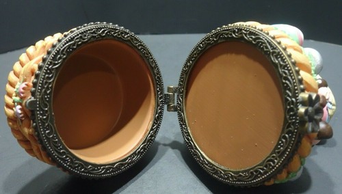 Figurina da collezione Kurt Adler Mr. Hershey Elf Easter Trinket Box Hershey's - Foto 7 di 11