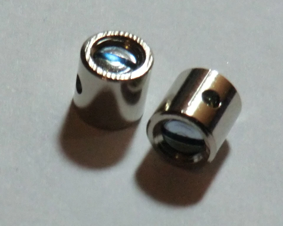 2 Stück Schraubnippel  7x7 mm - Bild 1 von 1
