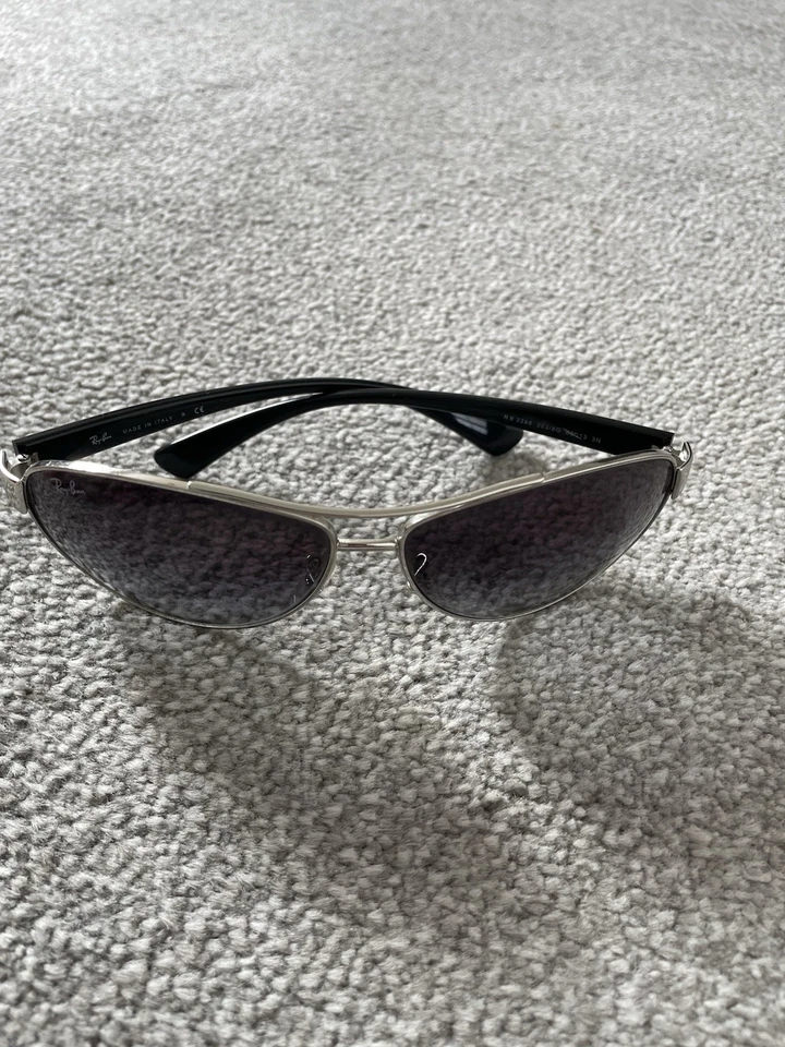 Ray-Ban Aviator Polarised Sunglasses, photo 3 of 5