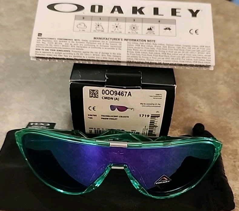 🔥 RARE! Oakley CMDN Sunglasses OO9467A 0533 Translucent Celeste W