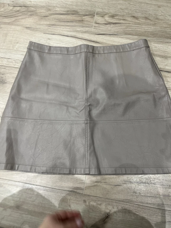 New look beige  leather skirt size 16 A line  - Image 4 of 4