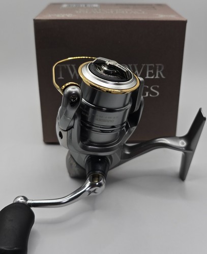 Moulinet Spinning Shimano Twin Power 11 C2000HGS - Presque Comme Neuf - Expédié Du Japon
