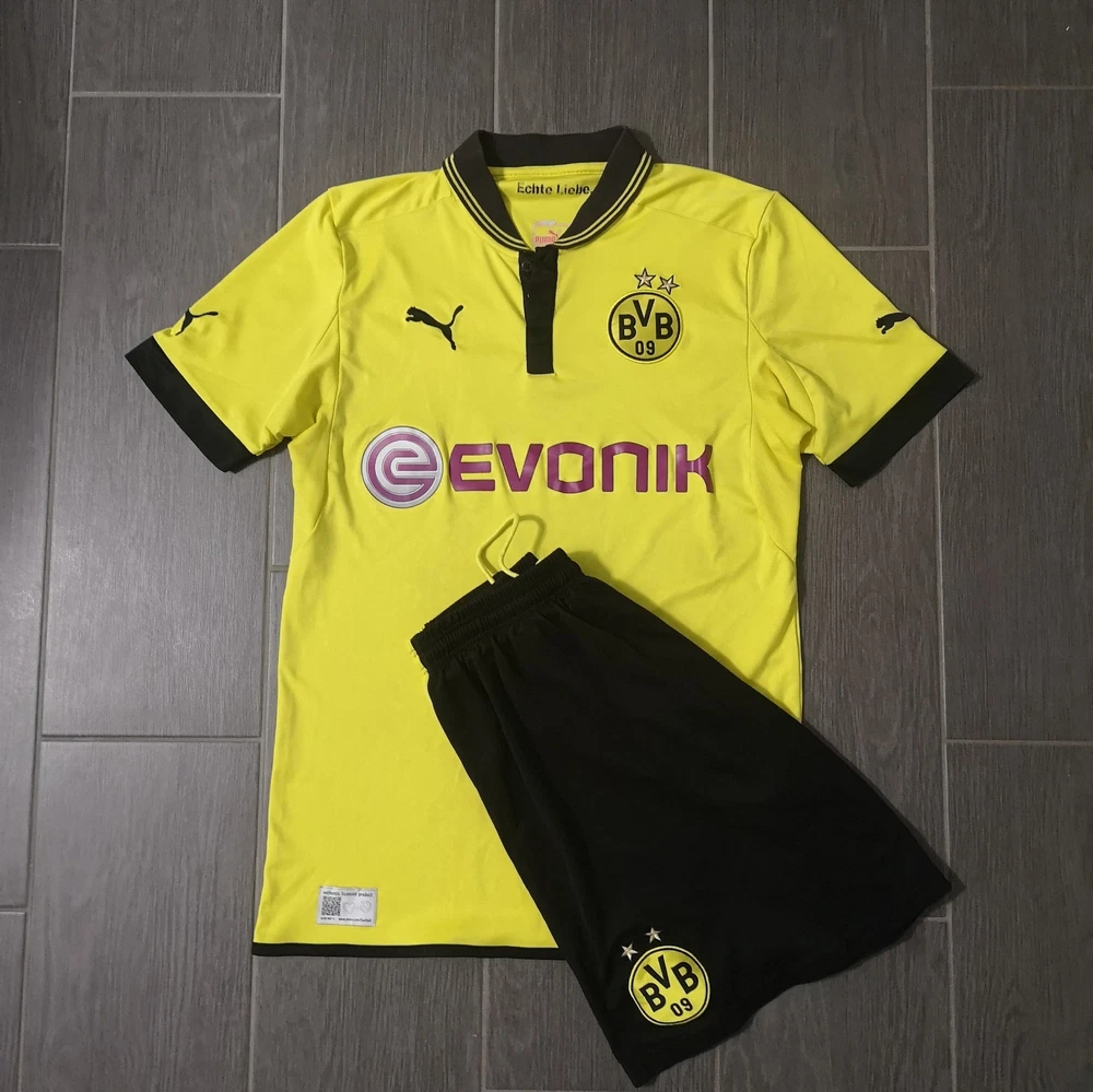 BVB Borussia Dortmund Trikot Set Größe: M 2012/13 Fußball Streatwear Puma