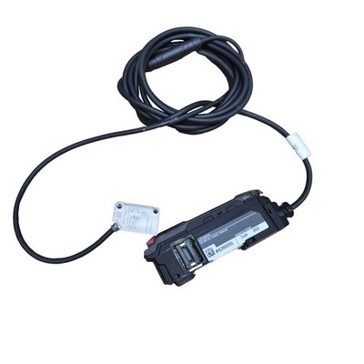 KEYENCE LR-XN10 und LR-XH250 SENSOR  Sensor