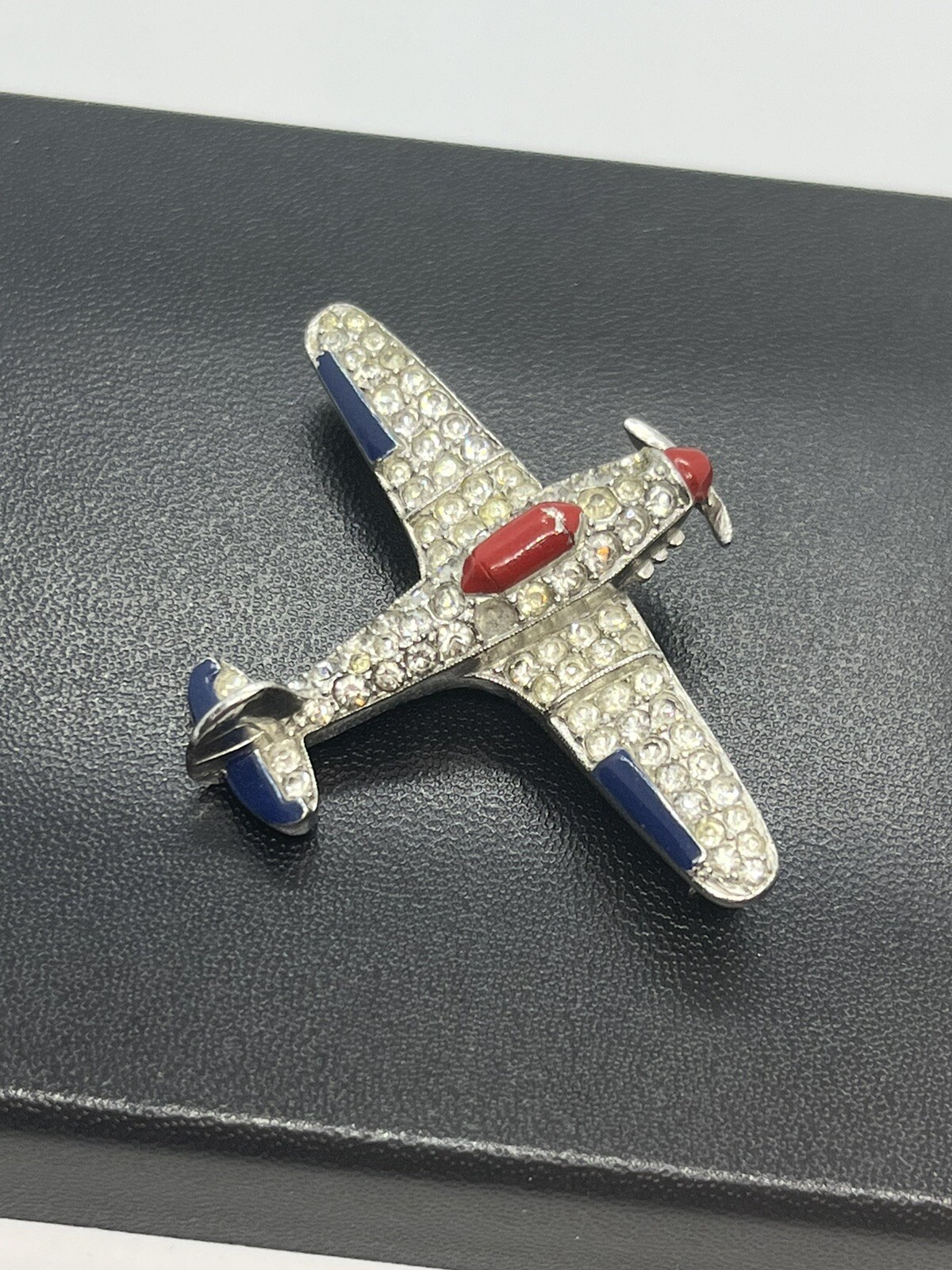 Picture 4 of 15